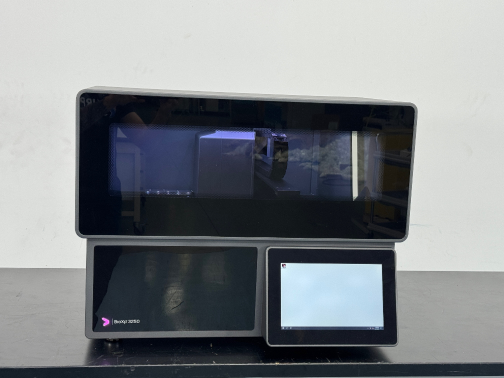 Image of TelesisBio BioXp 3250 Benchtop Biology Workstation